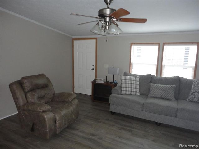 923 Stevens Trail, Monroe, MI 48161