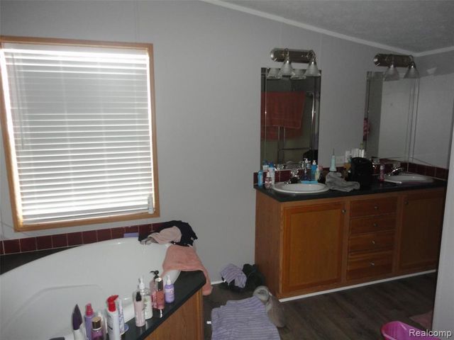 923 Stevens Trail, Monroe, MI 48161