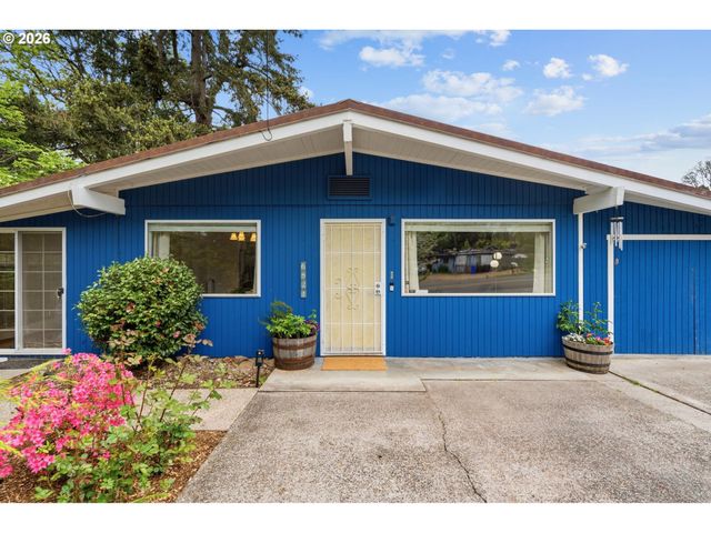 6521 GLEN ECHO Ave, Gladstone, OR 97027