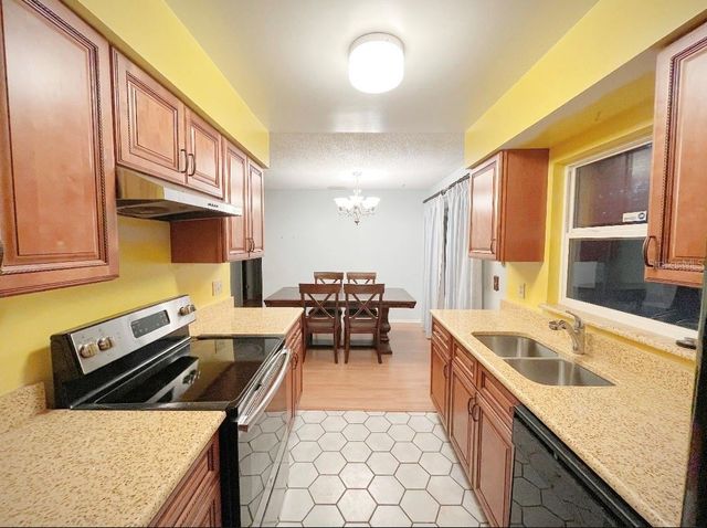 5839 HUTTON DRIVE, Orlando, FL 32808