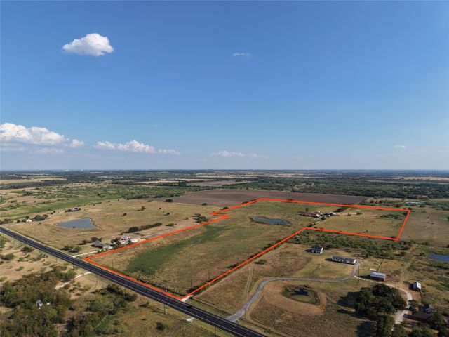 19776 State Highway 56, Whitesboro, TX 76273