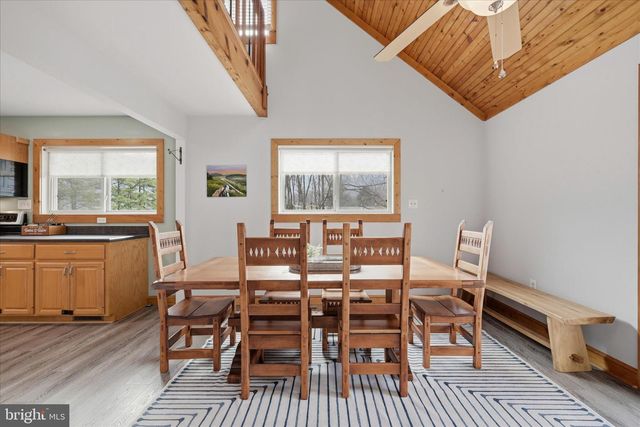 325 FOX RIDGE DR, Strasburg, VA 22657