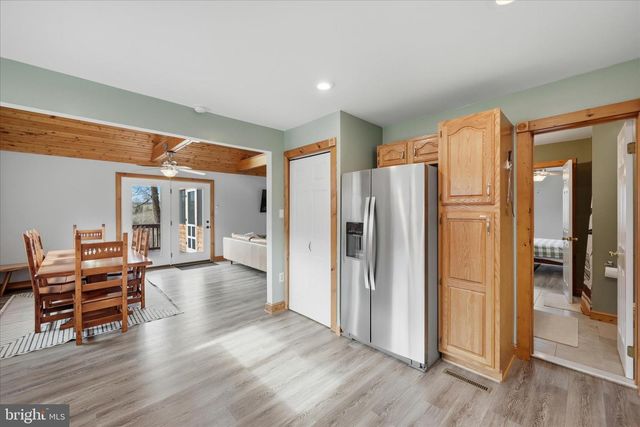 325 FOX RIDGE DR, Strasburg, VA 22657