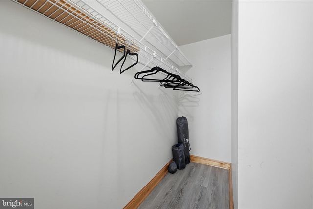 325 FOX RIDGE DR, Strasburg, VA 22657