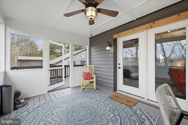 325 FOX RIDGE DR, Strasburg, VA 22657