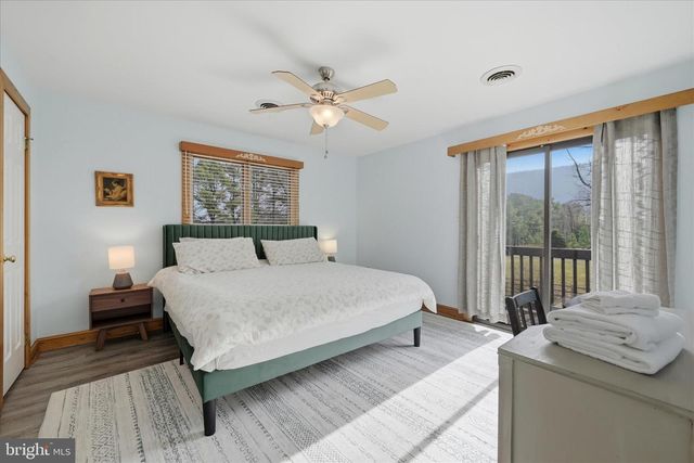 325 FOX RIDGE DR, Strasburg, VA 22657