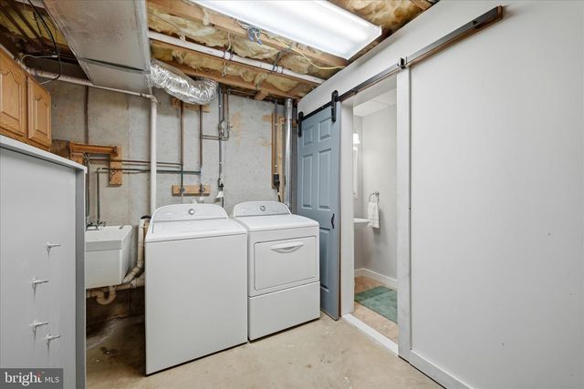 325 FOX RIDGE DR, Strasburg, VA 22657