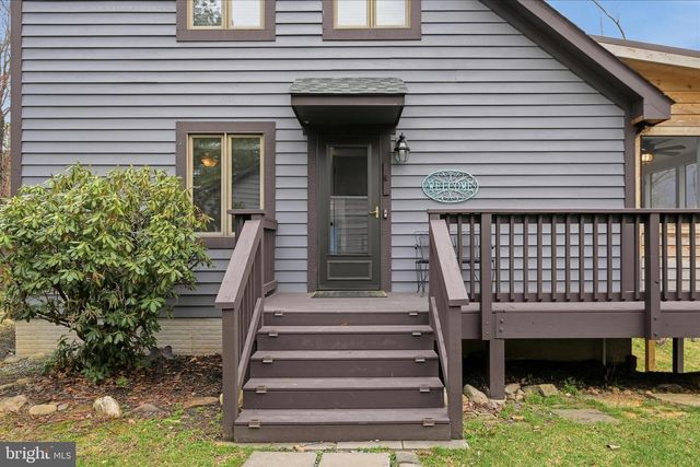 325 FOX RIDGE DR, Strasburg, VA 22657