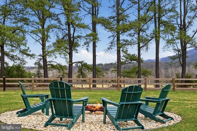 325 FOX RIDGE DR, Strasburg, VA 22657