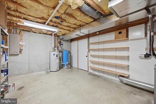 325 FOX RIDGE DR, Strasburg, VA 22657