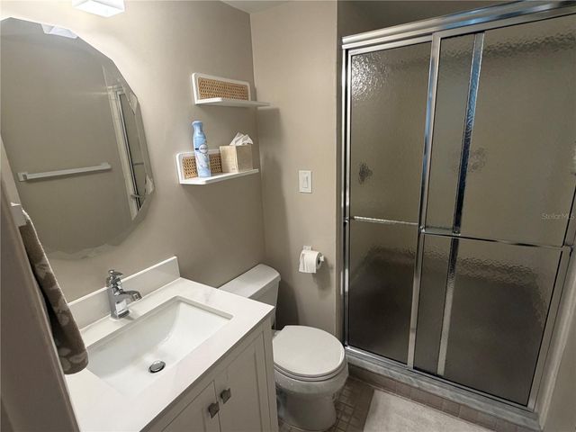 1400 TARPON CENTER DRIVE 202, Venice, FL 34285