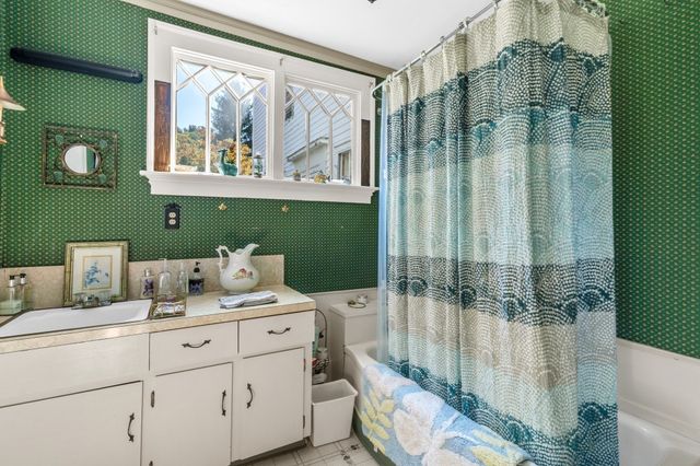 278 Main St, Kingston, MA 02364