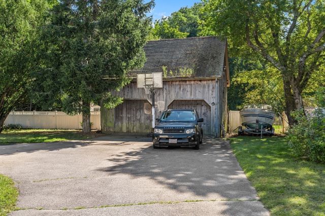 278 Main St, Kingston, MA 02364