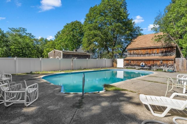 278 Main St, Kingston, MA 02364
