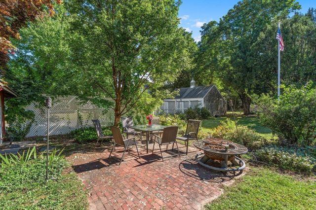 278 Main St, Kingston, MA 02364