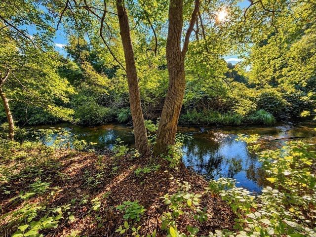 278 Main St, Kingston, MA 02364