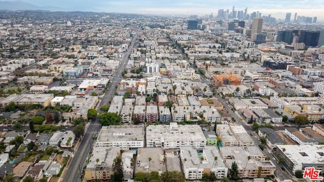 320 S Gramercy Place 105, Los Angeles, CA 90020