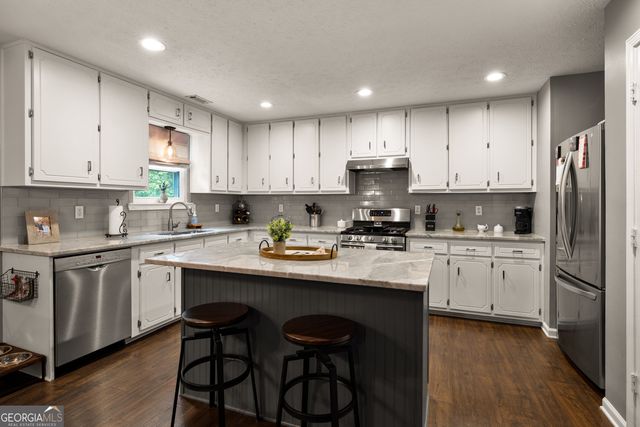 248 River Park Drive, Newnan, GA 30265