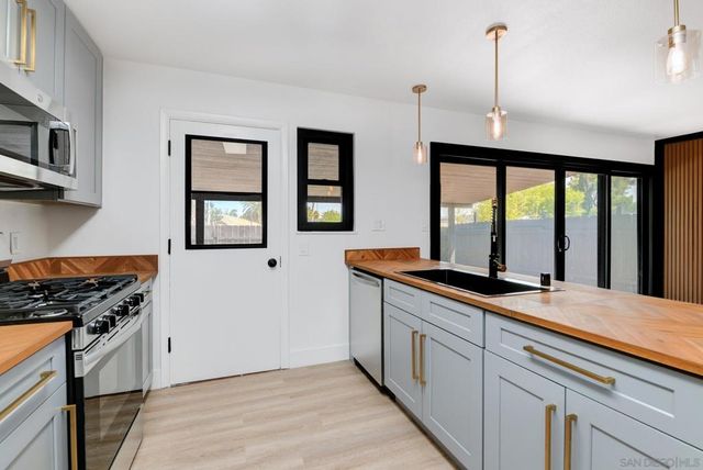 1340 Heron Ave, El Cajon, CA 92020