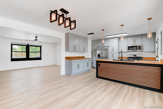 1340 Heron Ave, El Cajon, CA 92020