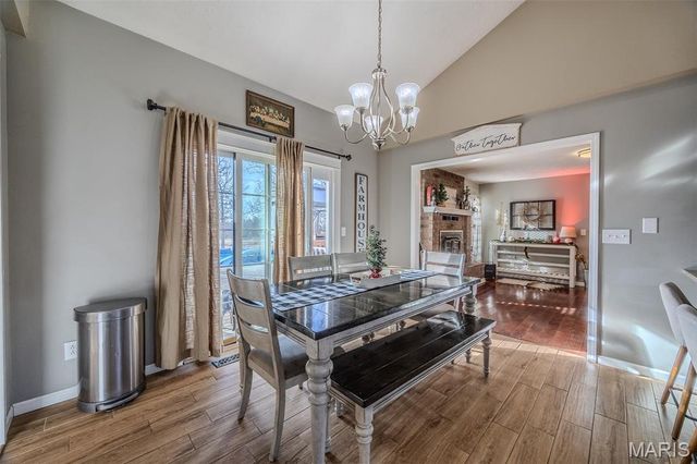 22198 Glencastle Lane, Lebanon, MO 65536