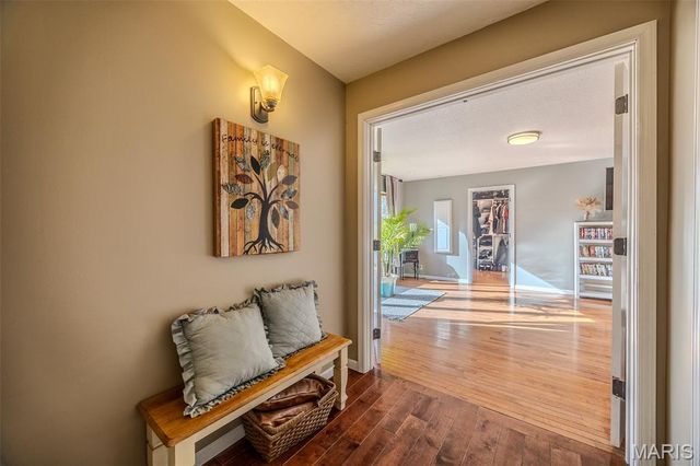 22198 Glencastle Lane, Lebanon, MO 65536