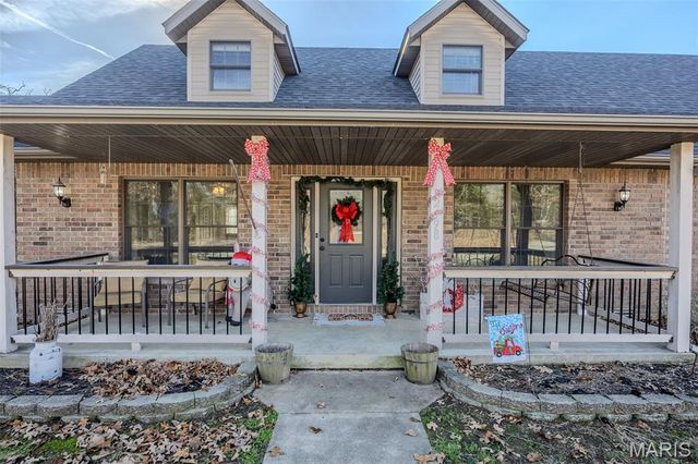 22198 Glencastle Lane, Lebanon, MO 65536