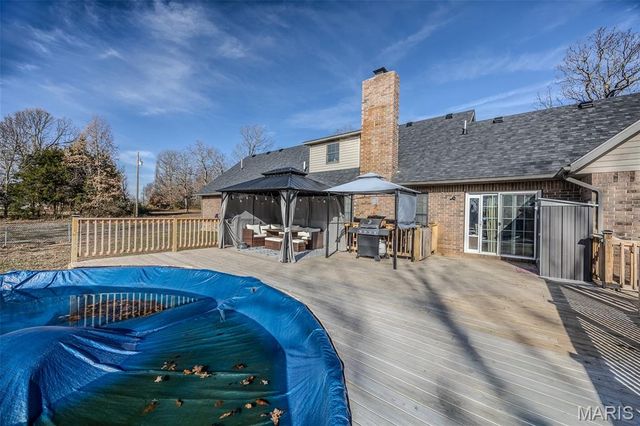 22198 Glencastle Lane, Lebanon, MO 65536