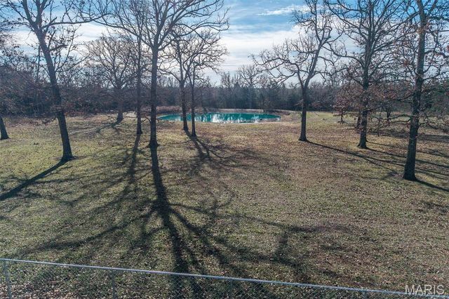 22198 Glencastle Lane, Lebanon, MO 65536