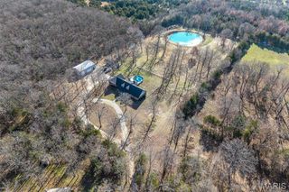 22198 Glencastle Lane, Lebanon, MO 65536