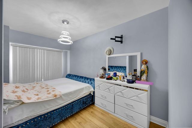 76 W 24th Street, Chicago Heights, IL 60411