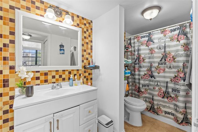 3561 SW 117th Ave 7-206, Miami, FL 33175