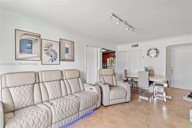 3561 SW 117th Ave 7-206, Miami, FL 33175