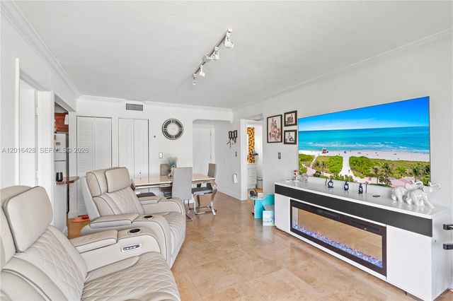 3561 SW 117th Ave 7-206, Miami, FL 33175