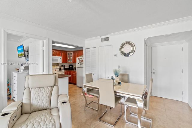 3561 SW 117th Ave 7-206, Miami, FL 33175