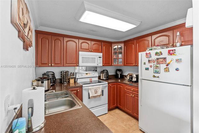3561 SW 117th Ave 7-206, Miami, FL 33175