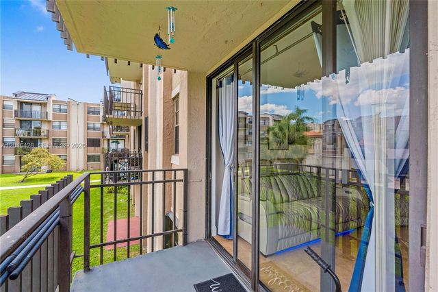 3561 SW 117th Ave 7-206, Miami, FL 33175