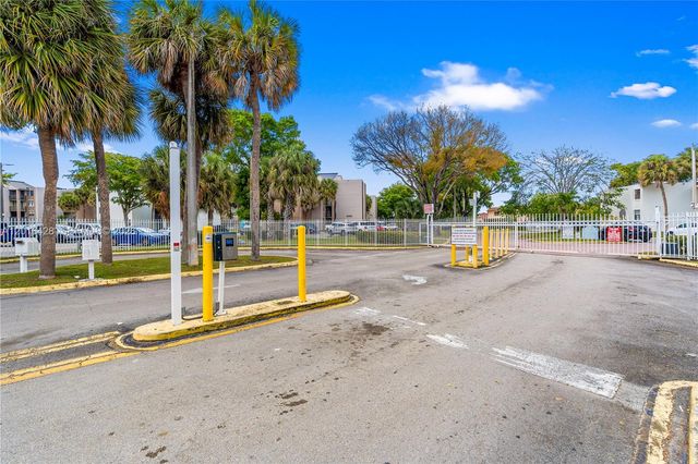 3561 SW 117th Ave 7-206, Miami, FL 33175