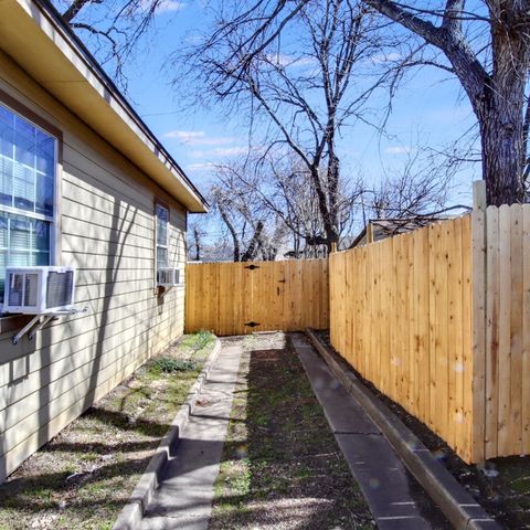 2937 S Adams Street, Fort Worth, TX 76110