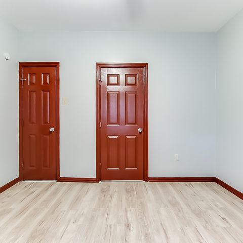 2937 S Adams Street, Fort Worth, TX 76110