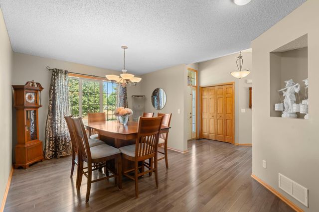 3331 98th Circle N, Brooklyn Park, MN 55443
