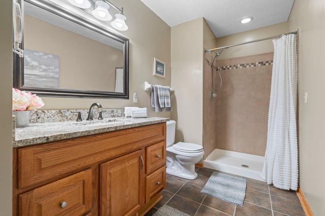 3331 98th Circle N, Brooklyn Park, MN 55443
