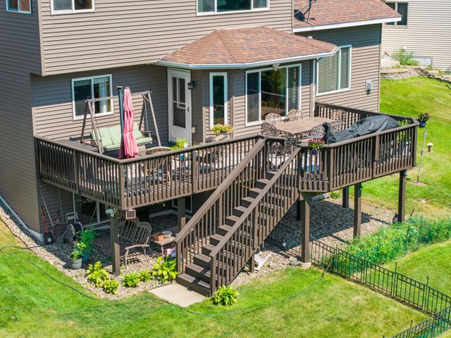 3331 98th Circle N, Brooklyn Park, MN 55443
