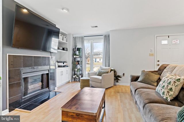 5412 OXFORD DR, Mechanicsburg, PA 17055