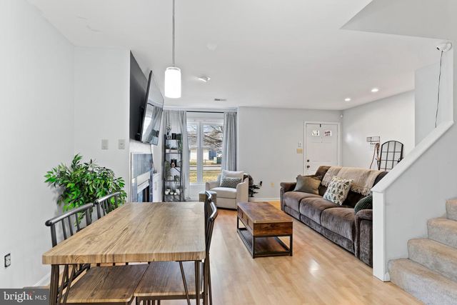 5412 OXFORD DR, Mechanicsburg, PA 17055