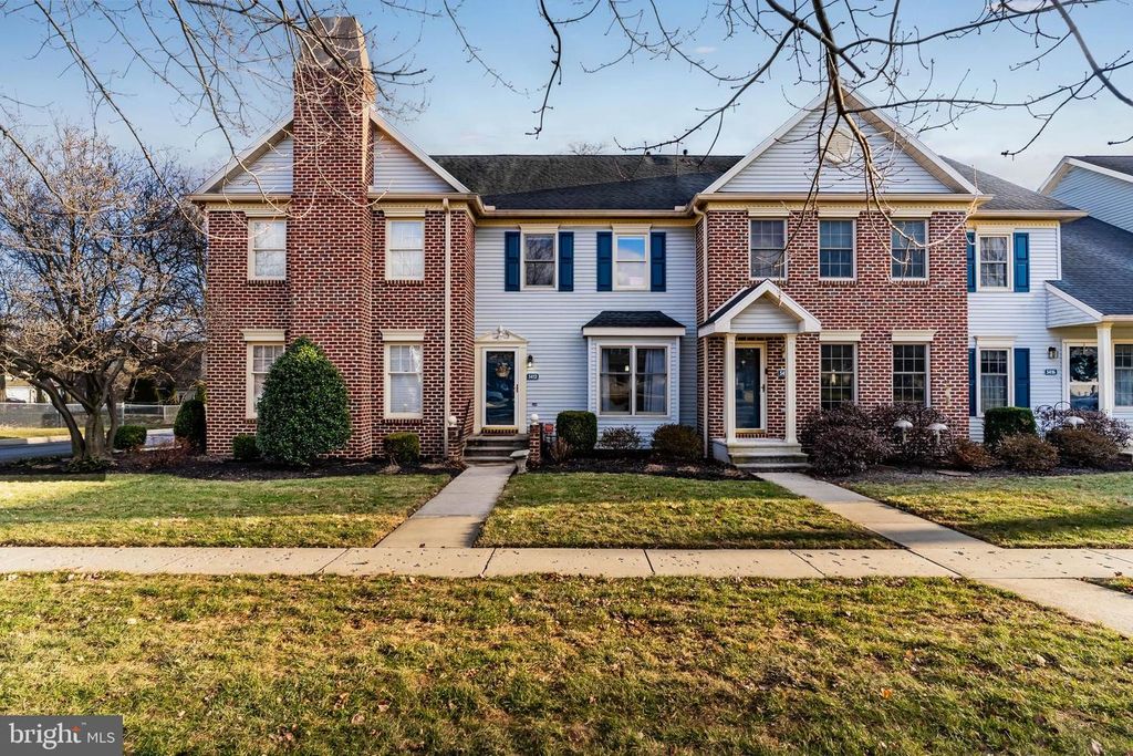 5412 OXFORD DR, Mechanicsburg, PA 17055