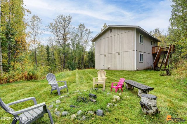 2475 N Raven's Flight Drive, Wasilla, AK 99654