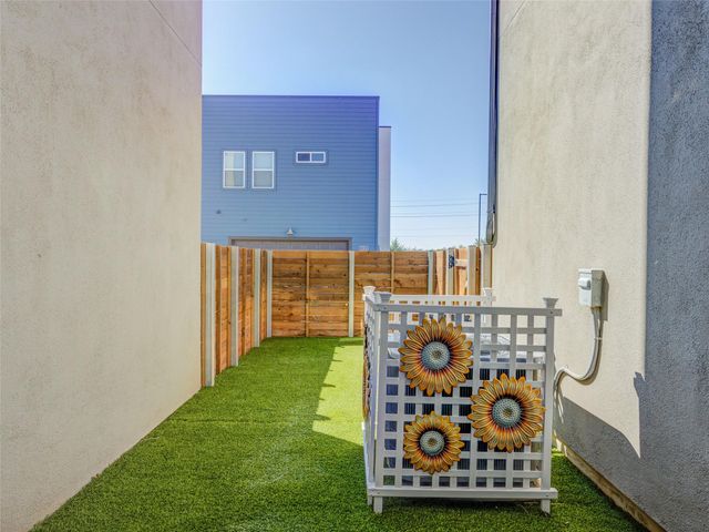 9015 Cattle Baron PATH 502, Austin, TX 78747