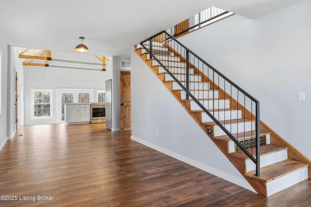 829 Old State Rd, Brandenburg, KY 40108