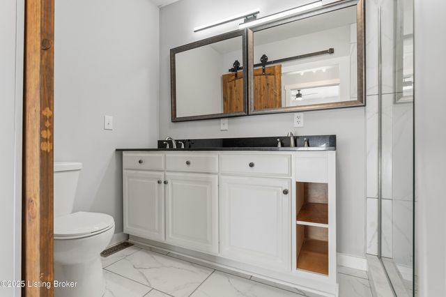 829 Old State Rd, Brandenburg, KY 40108